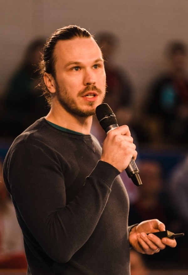 Robin Weiss